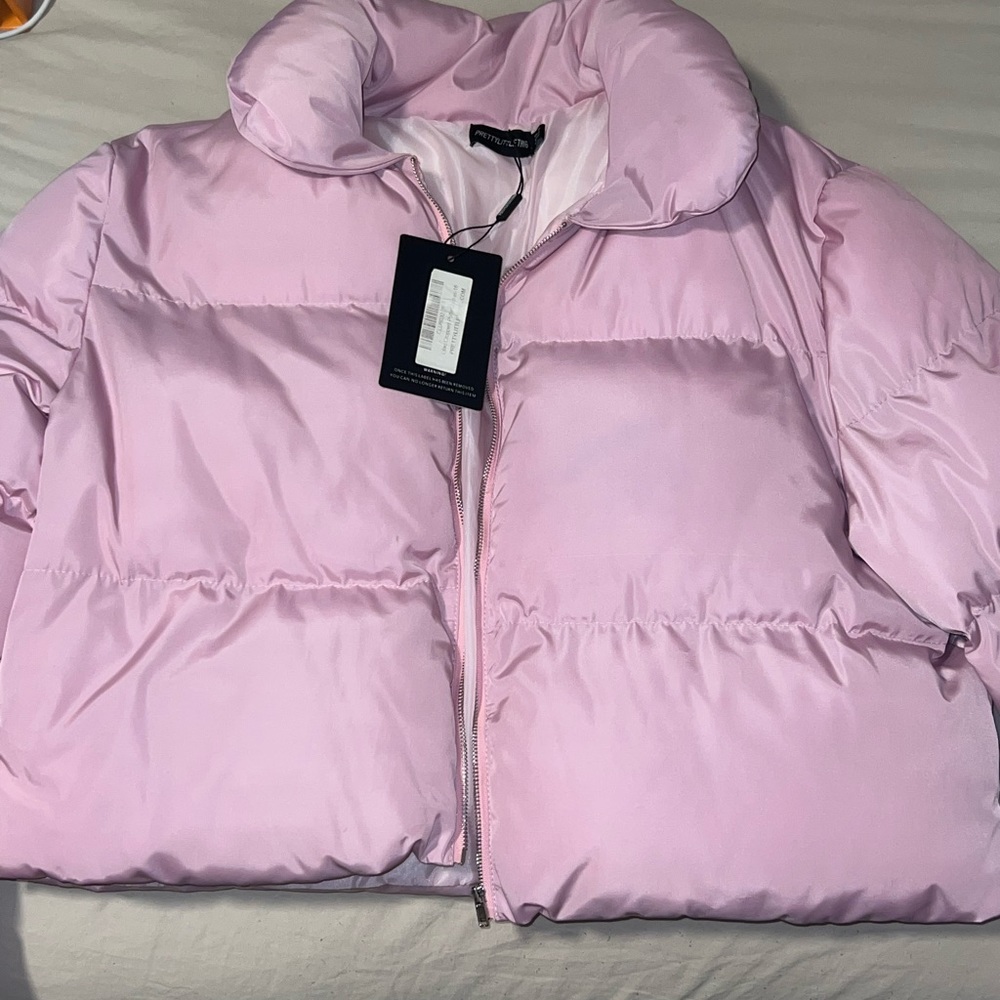 Lilac cropped puffer jacket from PRETTYLITTLETHING.